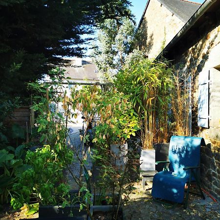 Chambre Arty Chez L'Habitant Saint-Brieuc Exterior foto