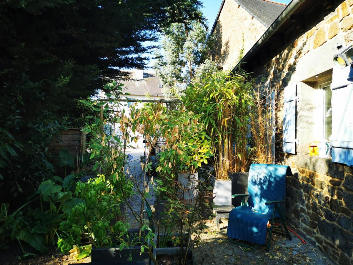 Chambre Arty Chez L'Habitant Saint-Brieuc Exterior foto